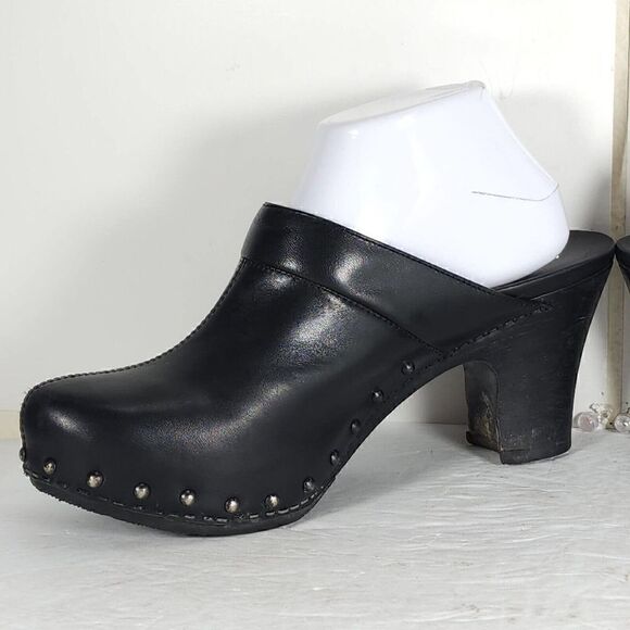 Dansko Women's EU40 US9-9,5 Leather Distressed Studded Platform Clogs Shoes - Picture 6 of 13